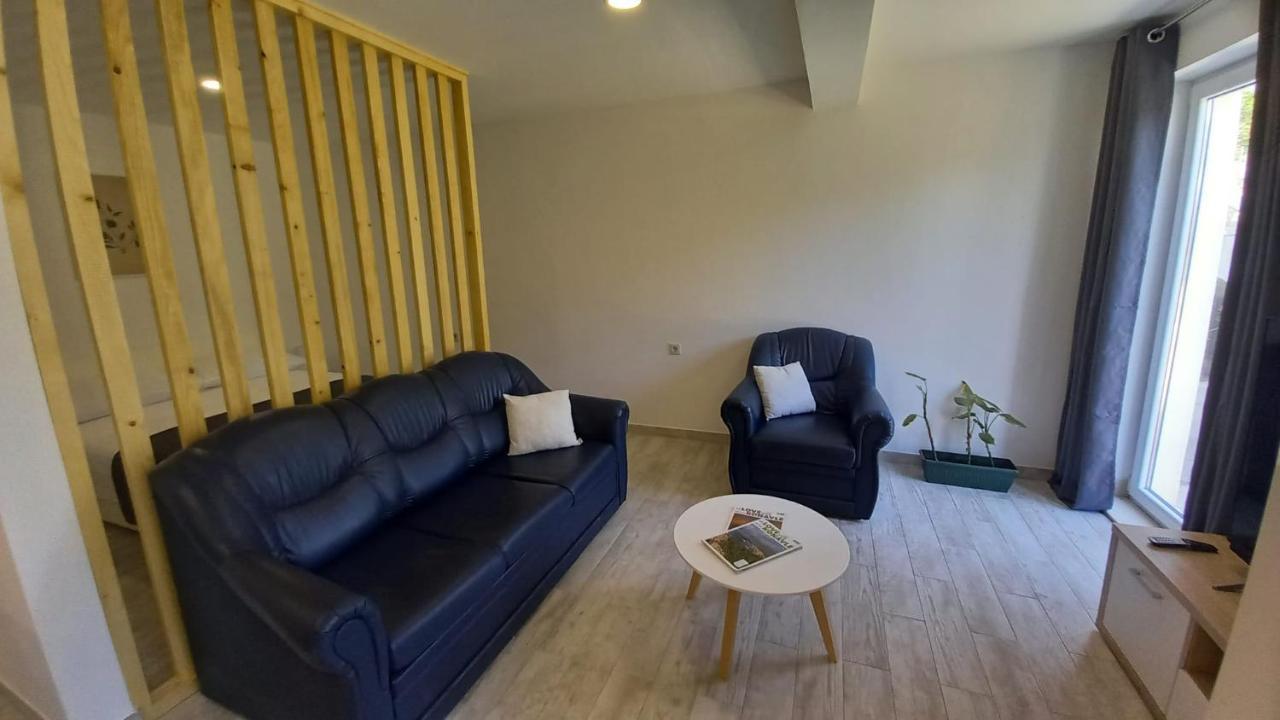 Apartments Mocici Екстериор снимка